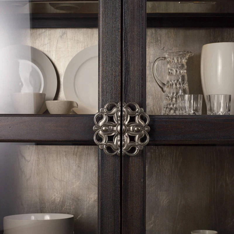 Hooker Furniture 3031-50001 44"W Oak Wood Display Cabinet - Distressed Ebony - Image 2